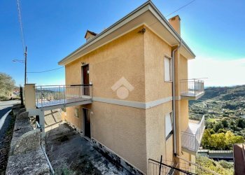 Casa indipendente Strada Sen. E. Marsaglia, Sanremo - foto 8