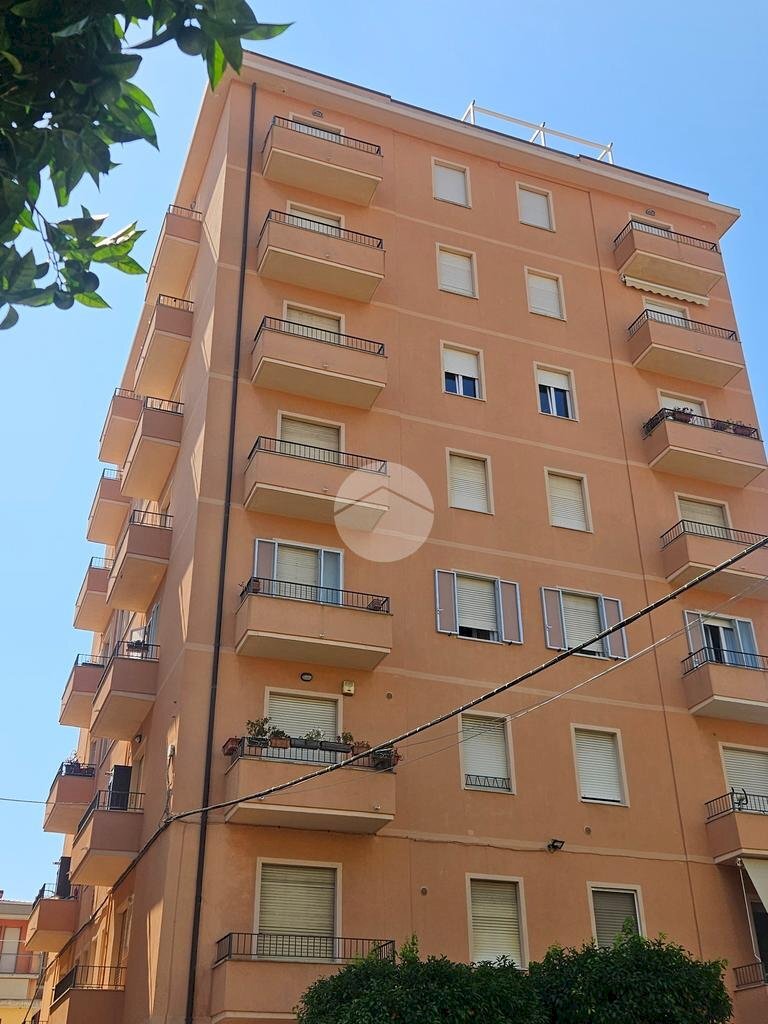 Three-room apartment corso roma, Diano Marina - photo 1