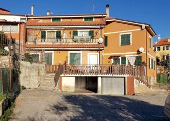 Two-room apartment via Della Chiesa, Diano Arentino - photo 2