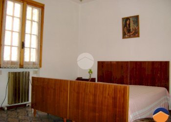 Two-room apartment via Della Chiesa, Diano Arentino - photo 9