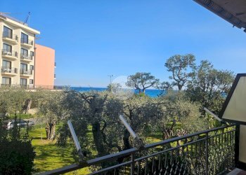 Two-room apartment Via degli Oleandri, Diano Marina - photo 17