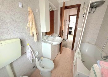 Two-room apartment Via degli Oleandri, Diano Marina - photo 25