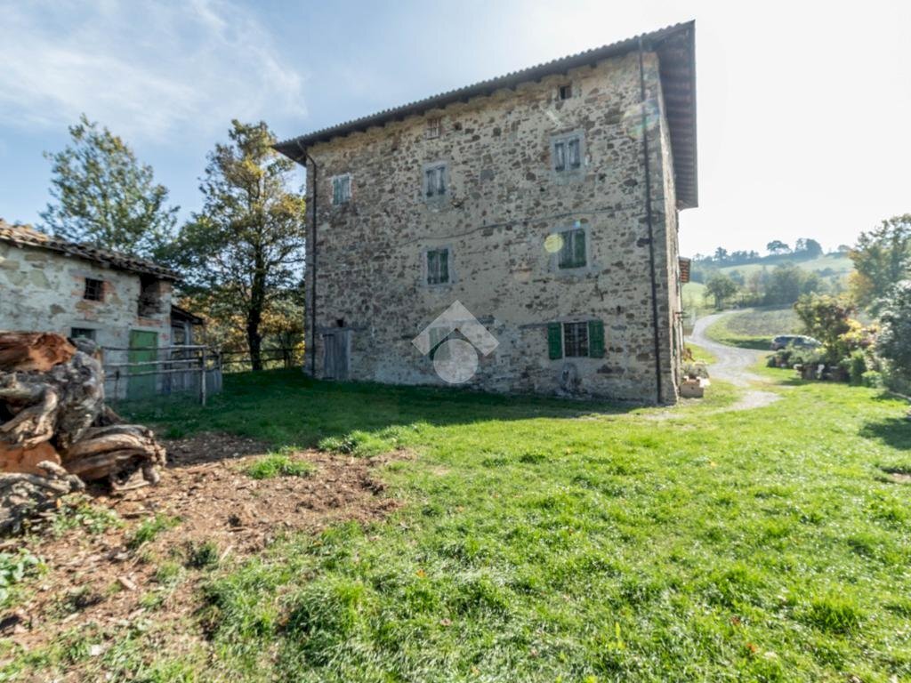Porzione di casa Via Giacomoni, Vergato - foto 3