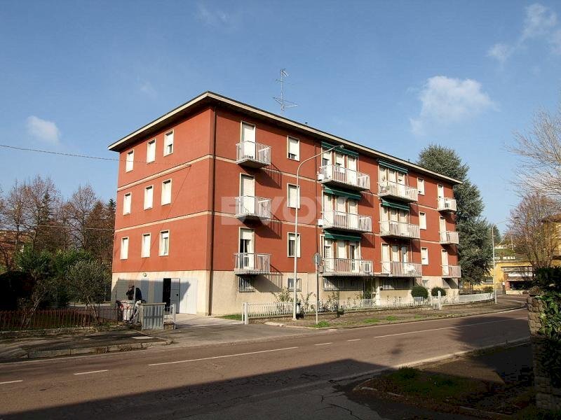 Four-room apartment Valsamoggia - photo 1