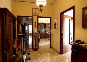 Four-room apartment Valsamoggia - photo 4