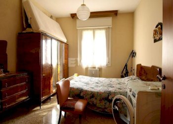 Four-room apartment Valsamoggia - photo 14