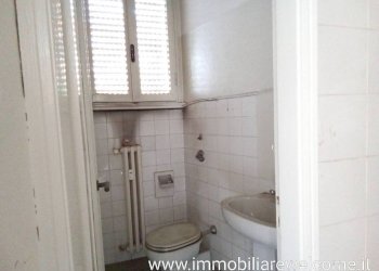 Bagno - Negozio via San Sebastiano, 77, Parabiago - foto 23