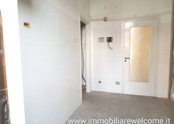 Stanza non arredata - Negozio via San Sebastiano, 77, Parabiago - foto 25