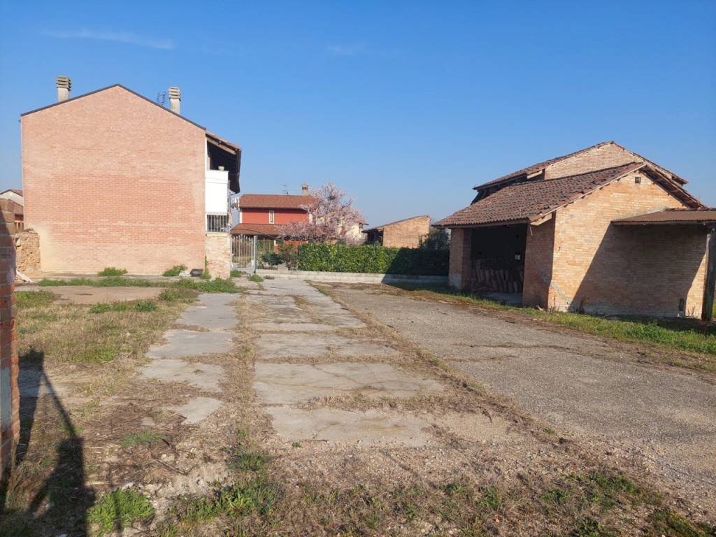 Terreno edificabile via Chiavi, Govone - foto 1