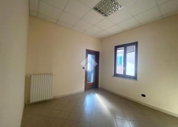 Quadrilocale Via Guglielmo Marconi, Chieri - foto 4