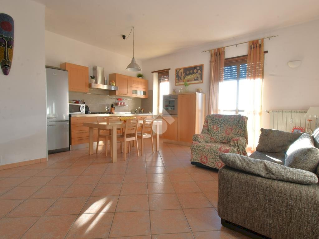 Trilocale Via Belli, La Loggia - foto 2