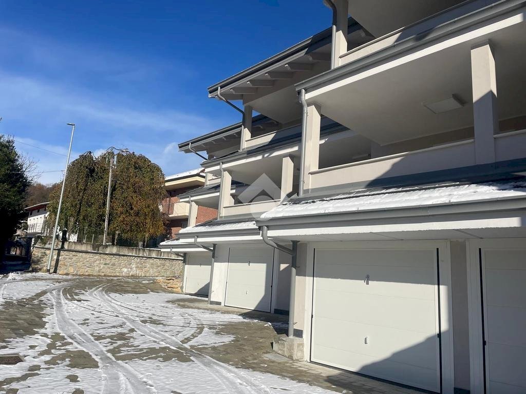 Trilocale Regione Cates, Lanzo Torinese - foto 2