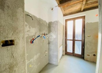 Bilocale via umberto I, Lanzo Torinese - foto 11