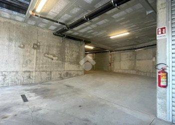 Box via umberto I, Lanzo Torinese - photo 12
