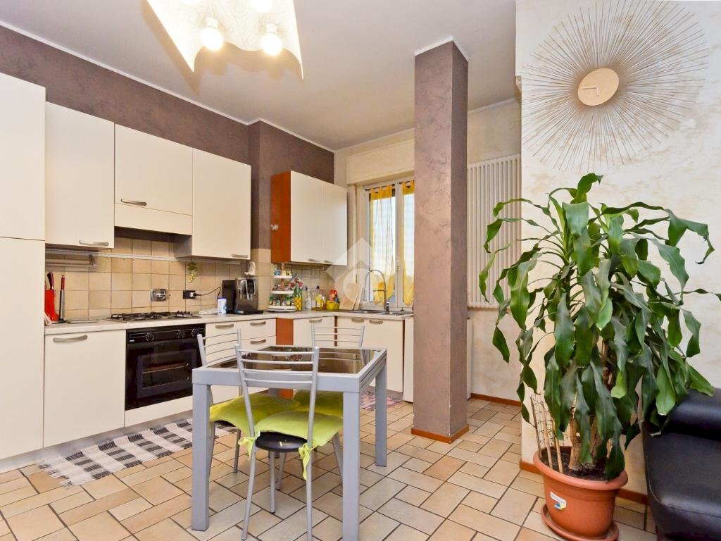 Trilocale via tepice, Pino Torinese - foto 1