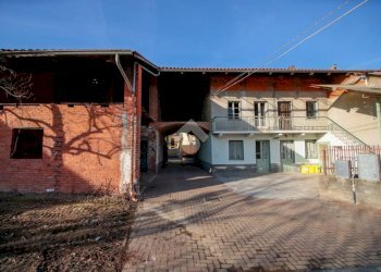 Casa semi indipendente Vicolo arrigo boito, Bosconero - foto 1