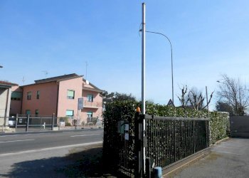 DSCN0103 - Locale Commerciale strada provinciale Strada Provinciale 415 Paullese, 19, Madignano - foto 5