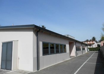 DSCN0178 - Locale Commerciale strada provinciale Strada Provinciale 415 Paullese, 19, Madignano - foto 19