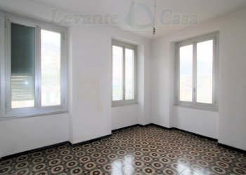 009 - Stanza 2 (3).jpg - Apartment Uscio - photo 7