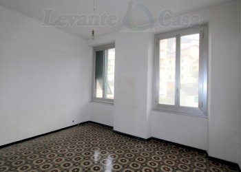 011 - Stanza 2 (1).jpg - Apartment Uscio - photo 9