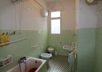 017 - Bagno (2).jpg - Apartment Uscio - photo 15
