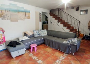 02.jpg - Appartamento Fosdinovo - foto 2