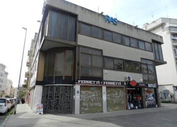 palazzina - Show room Via degli Abeti 29, Roma - foto 1