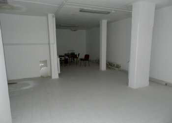 deposito - Show room Via degli Abeti 29, Roma - foto 3