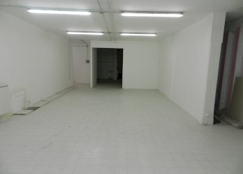 deposito - Show room Via degli Abeti 29, Roma - foto 4