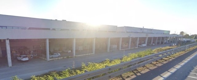 13183.jpg - Locale Commerciale Martinsicuro - foto 1