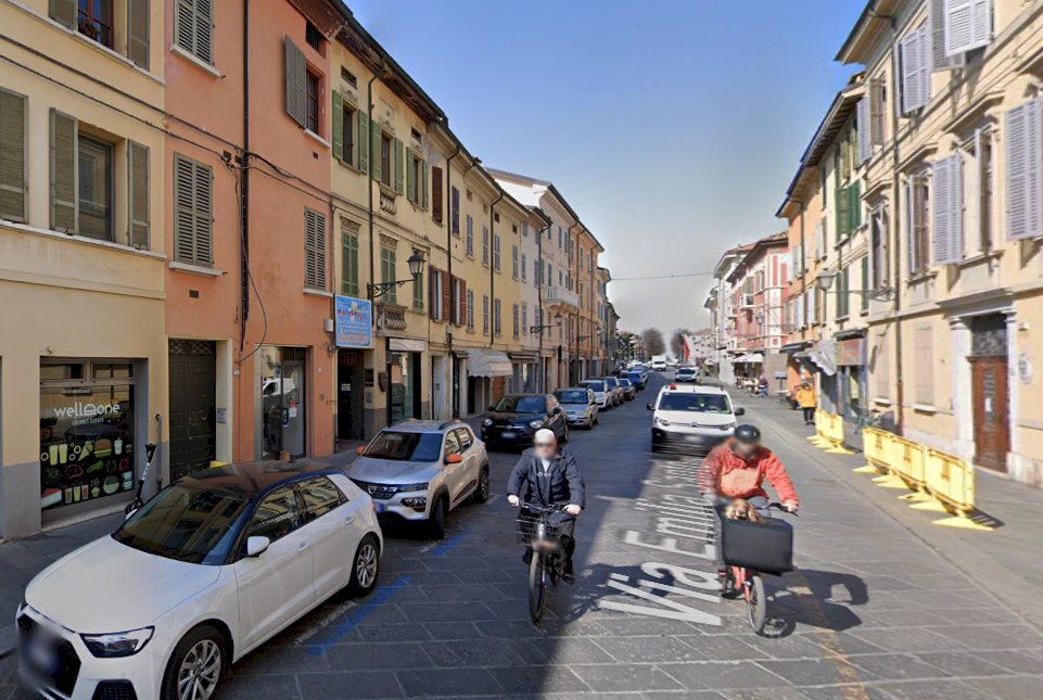 Negozio Reggio nell'Emilia - foto 1