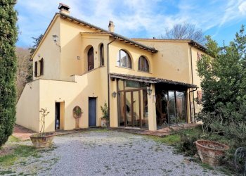 02.jpg - Casale Strada Provinciale della Montagna di Cetona, Sarteano - foto 2