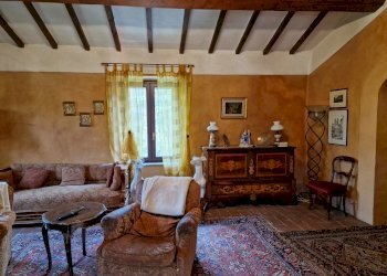 08.jpg - Casale Strada Provinciale della Montagna di Cetona, Sarteano - foto 8