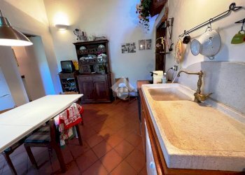 Portion of a house Via Antonio Ghiglino, Serra Riccò - photo 14