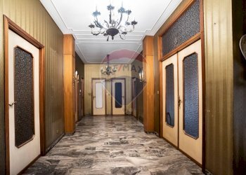 Three-room apartment Corso Eusebio Giambone, 51 
 Lingotto, Torino (neighborhood Lingotto) - photo 3