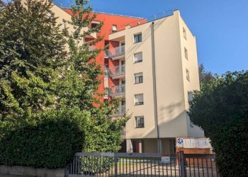 Facciata - Box via della Clementina, Bergamo - photo 12