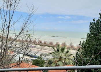 12 STRUTTURA TURISTICA RICETTIVA VISTA MARE CUPRA - Non Alimentare Cupra Marittima - foto 3