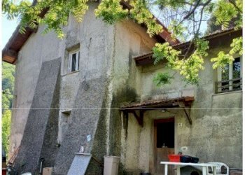 2.jpg - Villa at auction Via alla Stazione 16, Mele - photo 1