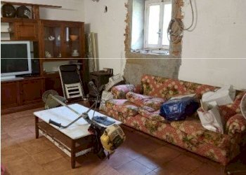 7.jpg - Villa at auction Via alla Stazione 16, Mele - photo 6