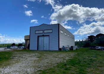 WhatsApp Image 2023-03-27 at 16.07.12.jpeg - Locale Commerciale Narni - foto 3