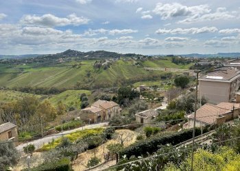 WhatsApp Image 2023-03-22 at 17.14.57 (11).jpeg - Trilocale Viale Amedeo 96, Caltanissetta - foto 7