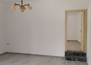 sala da pranzo - Apartment Corso I Maggio 135, Scafa - photo 2