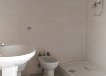 bagno - Apartment Corso I Maggio 135, Scafa - photo 11