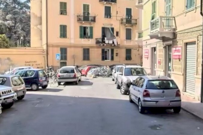 Magazzino Savona, Savona (zona Villapiana) - foto 2