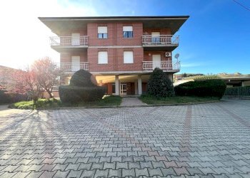 Four-room apartment Cisterna d'Asti - photo 16