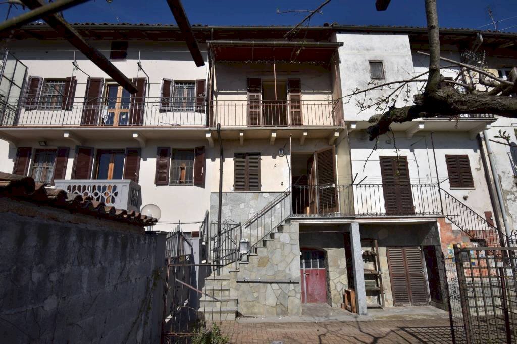 Casa indipendente via Alessandro Manzoni, Rocca d'Arazzo - foto 1