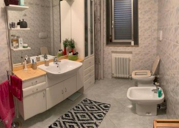 Bagno - Quadrilocale Ozzano dell'Emilia - foto 5