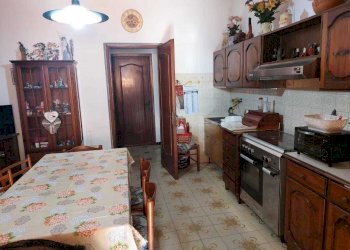 cas9.jpg - Villa Castelnuovo Magra - foto 9