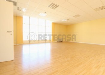 IMG_5261.JPG - Ufficio Via della repubblica  5, Dueville - foto 2