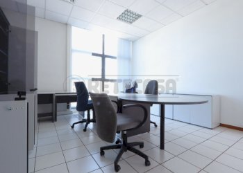 IMG_5252.JPG - Ufficio Via Chiuppese  3, Monticello Conte Otto - foto 8